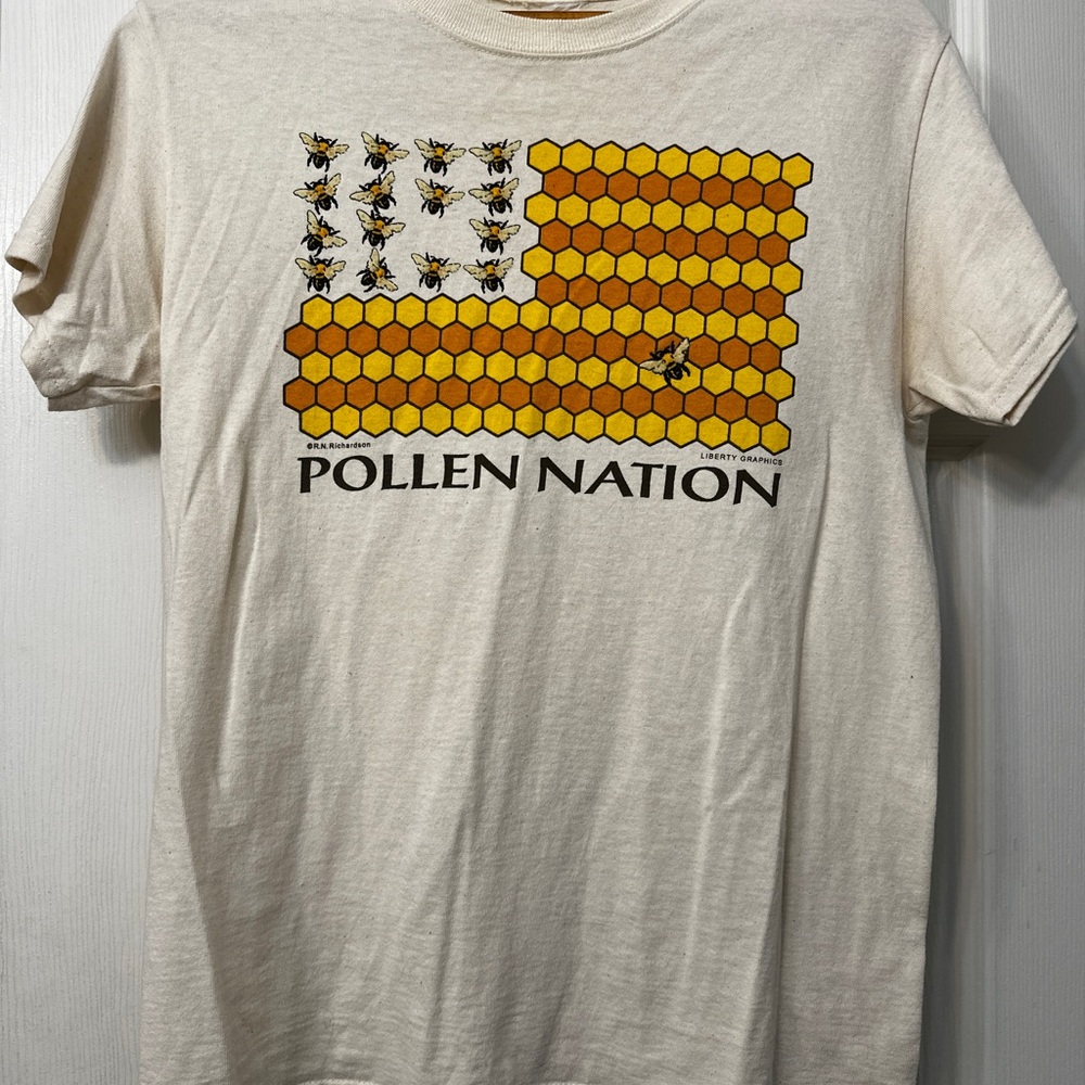 Pollen Nation Bee Graphic Tee - Cream with Yellow Hexes
